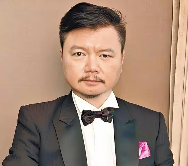 艾威出演《守诚者》播出,多隆扮演者近年聚焦家庭与直播事业 细节速览 艾威出演《守诚者》播出,多隆扮演者近年聚焦家庭与直播事业 细节速览