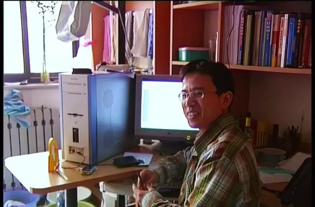 《我在故宫修文物》导演叶君因急性胃出血离世，享年43岁 情报图