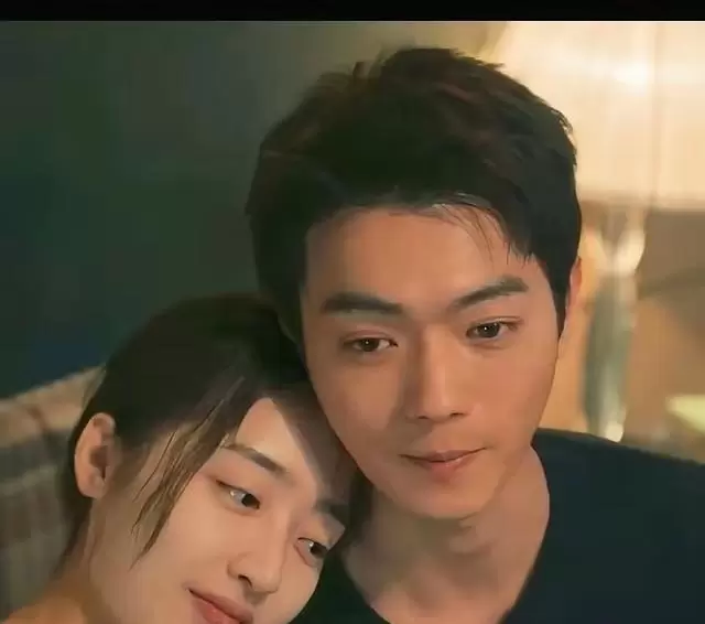 邓恩熙21岁演28部戏，《方圆八百米》松格角色获观众共鸣 相关图片